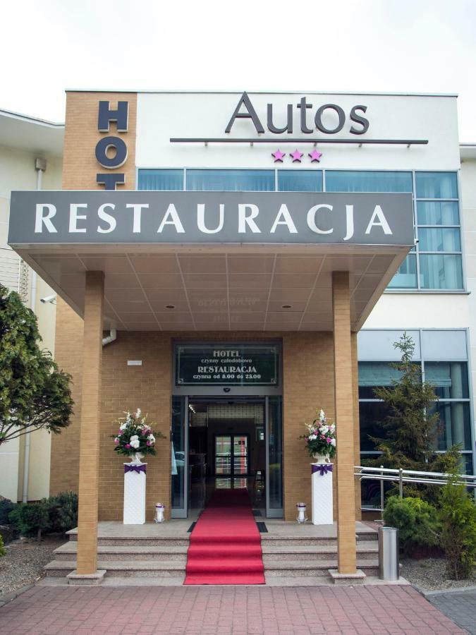 Hotel Restauracja Autos 库亚维地区索莱茨 外观 照片
